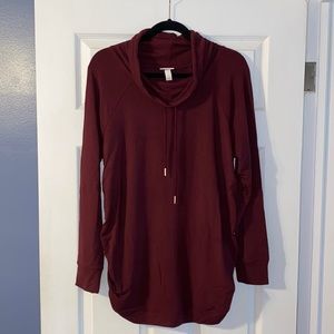 NWT Isabel Maternity top size Large